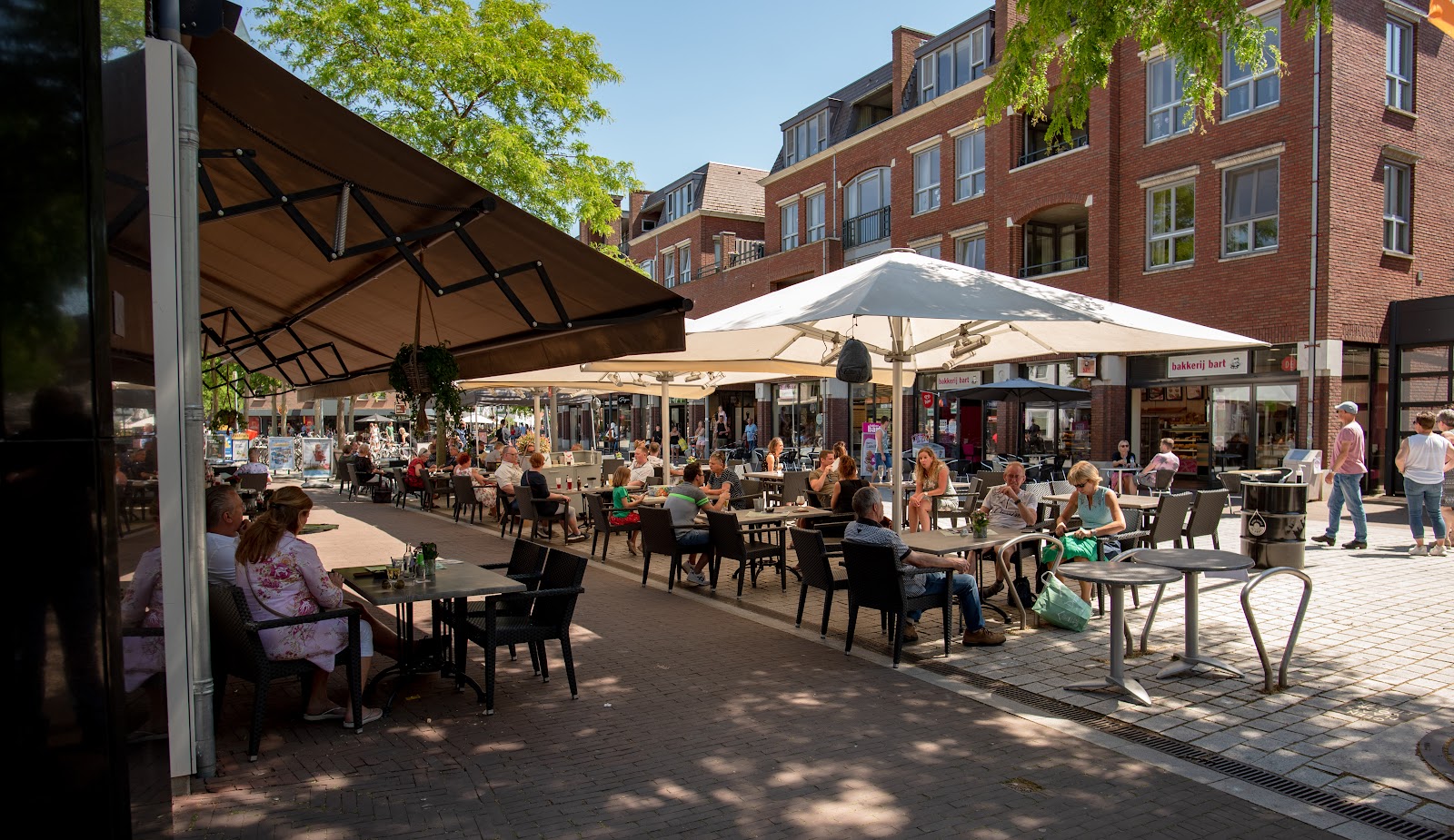 Foto van Panningen Centrum | Winkelen - Horeca - Activiteiten
