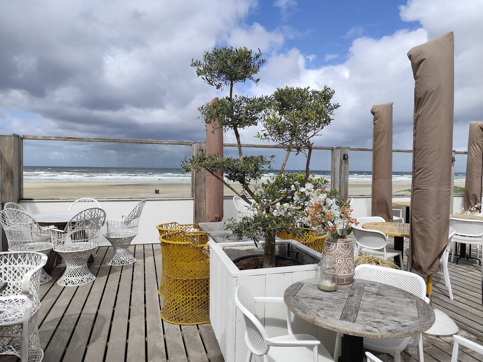 Foto van Strandpaviljoen Hargen, Beach Restaurant