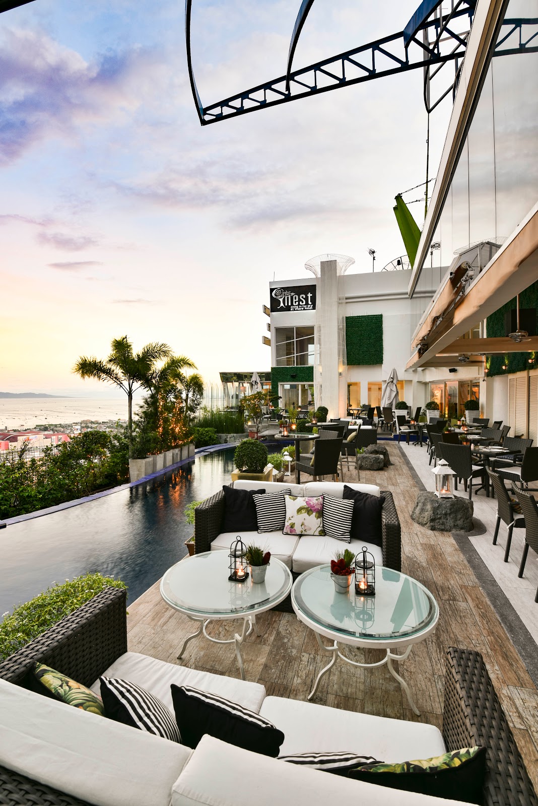 Foto van The Nest Dining in The Sky