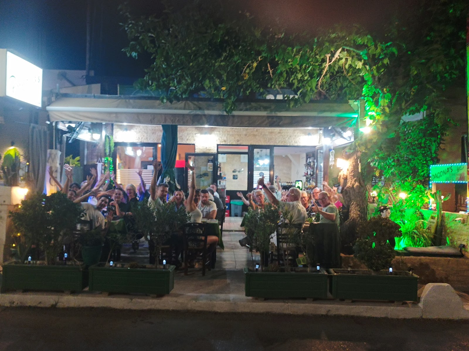 Foto van Rest, Pagona's Place