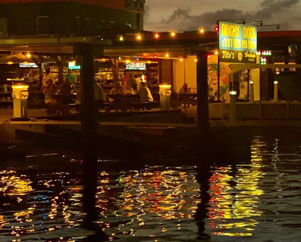 Foto van Dinghy Dock Sailors Bar
