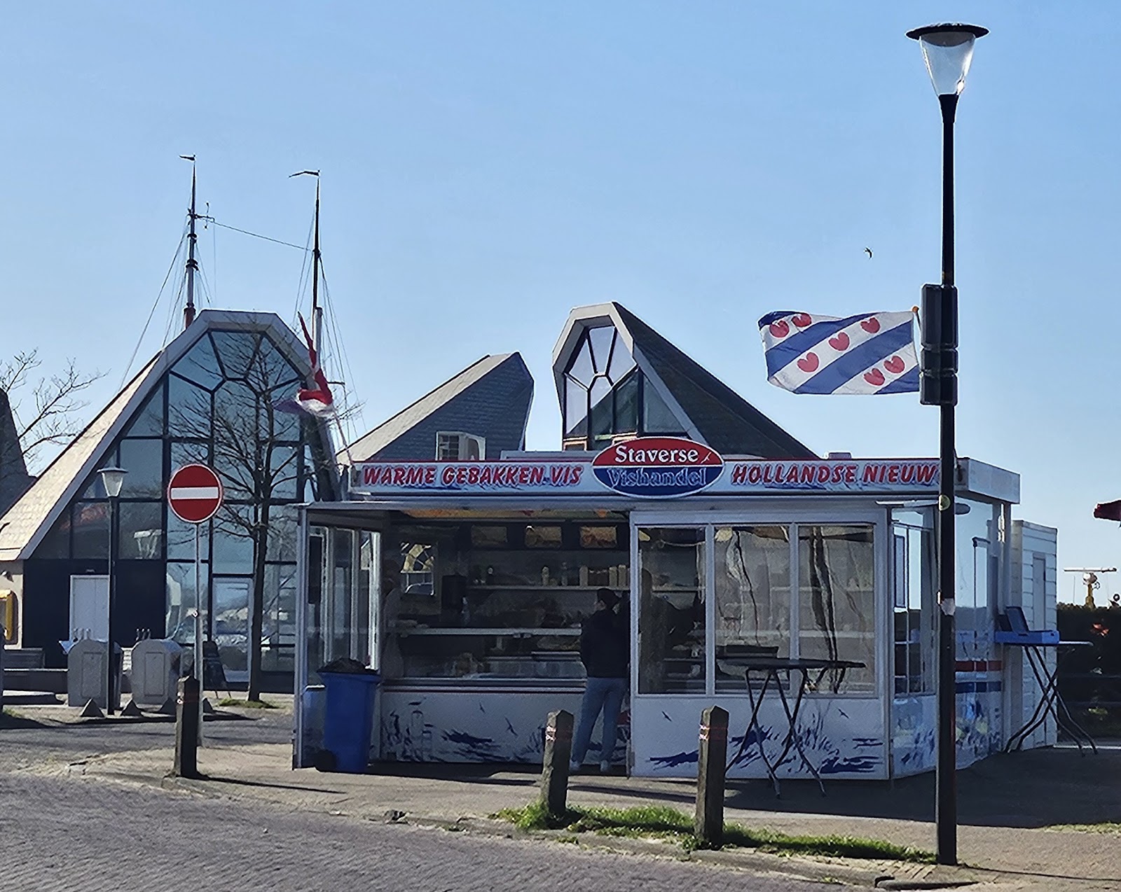 Foto van Staverse Vishandel