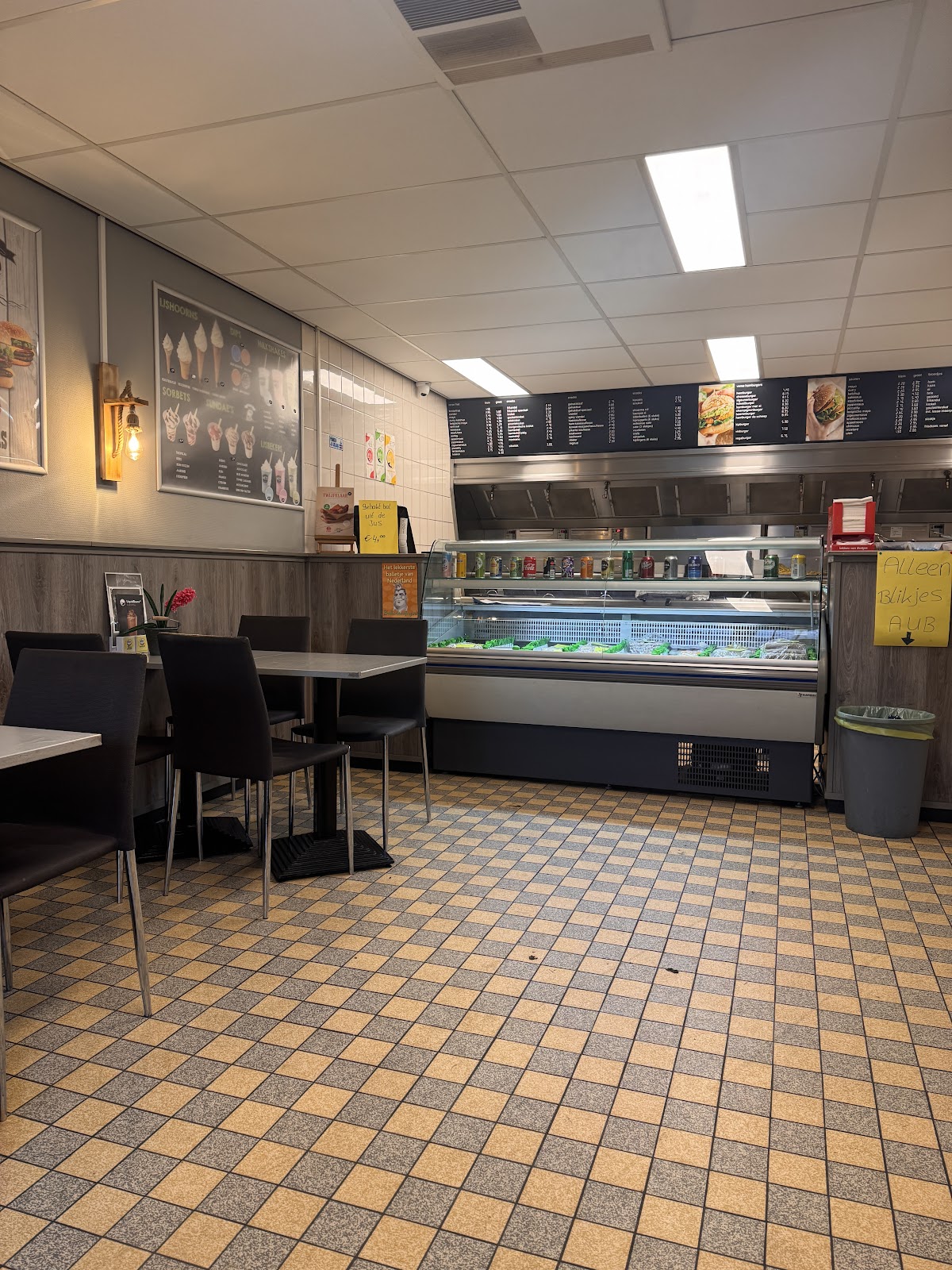 Foto van Cafetaria/horeca "De Scheep"
