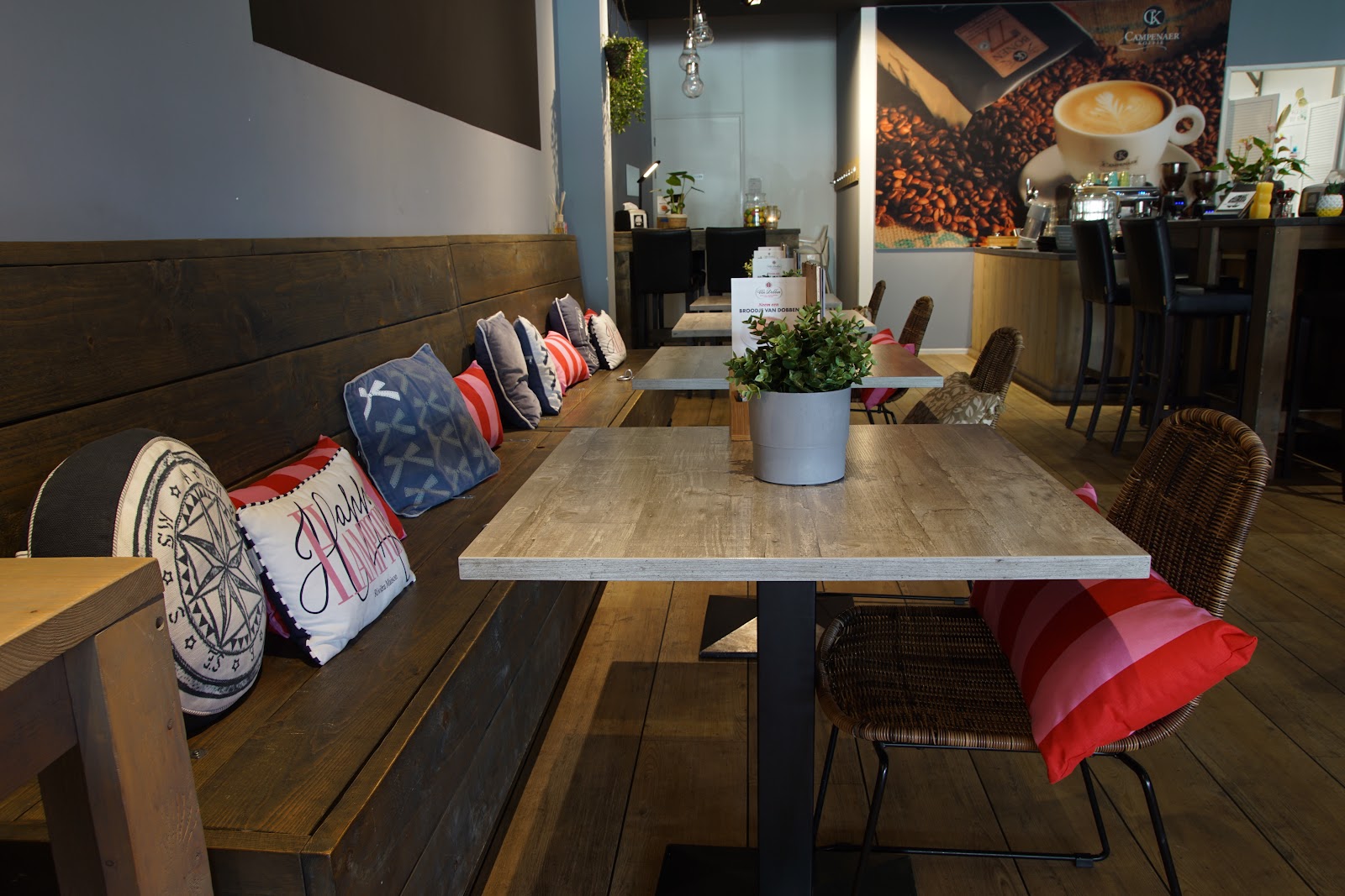 Foto van Lunchroom cafetaria de Meiden
