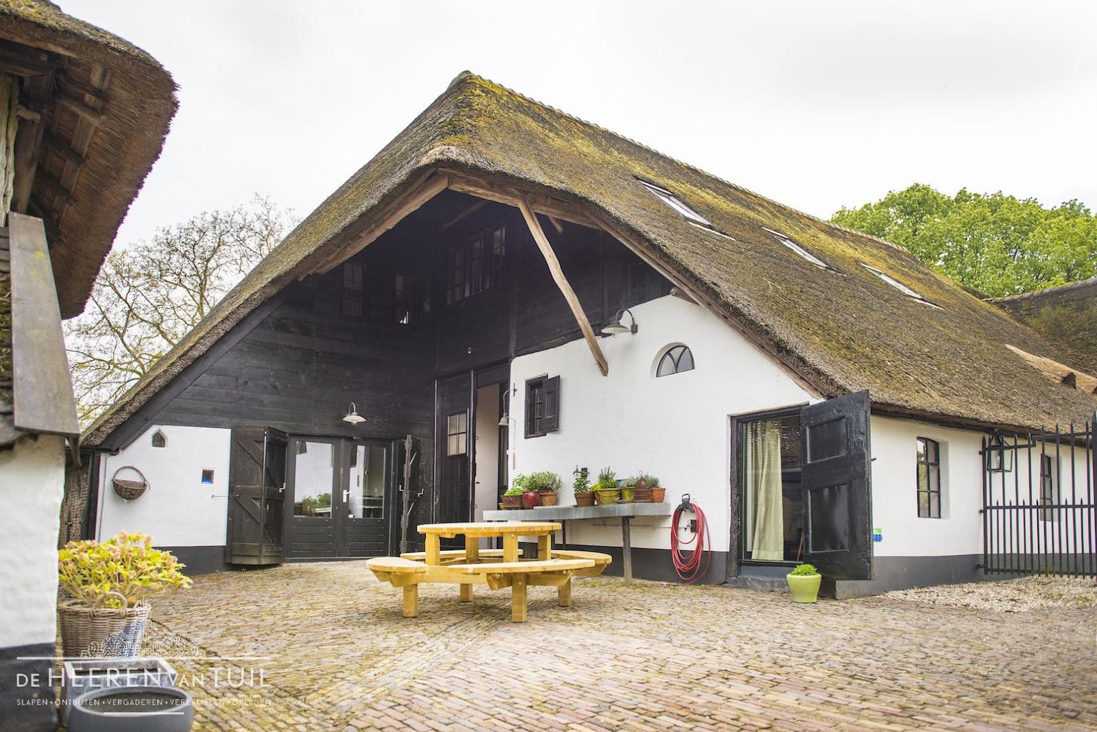 Foto van De Heeren van Tuil