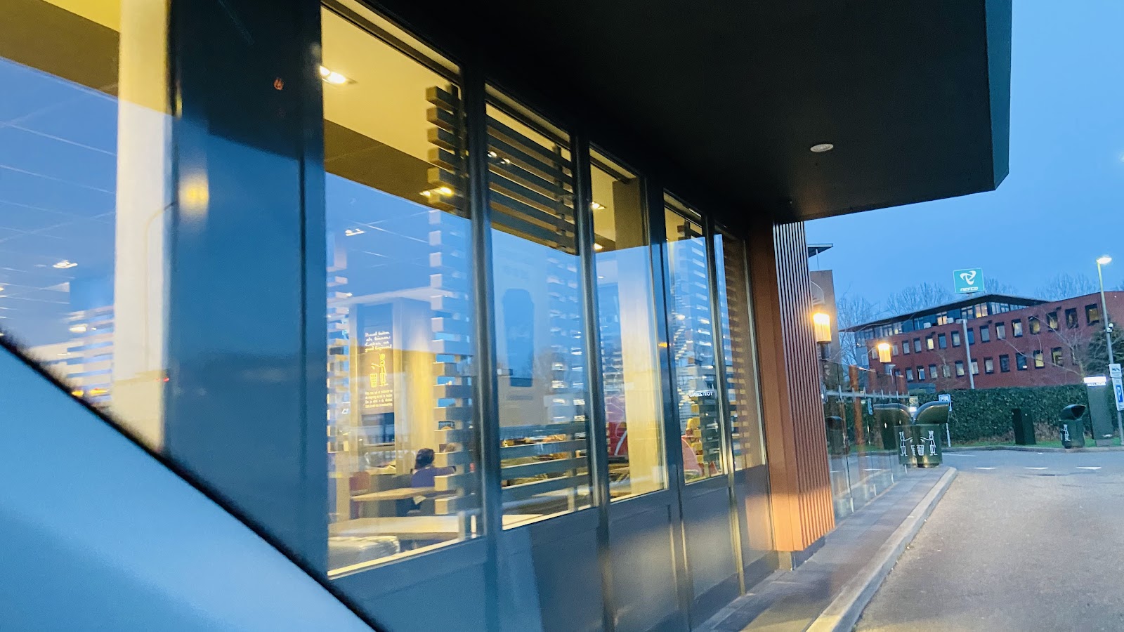 Foto van McDonald's Waardenburg