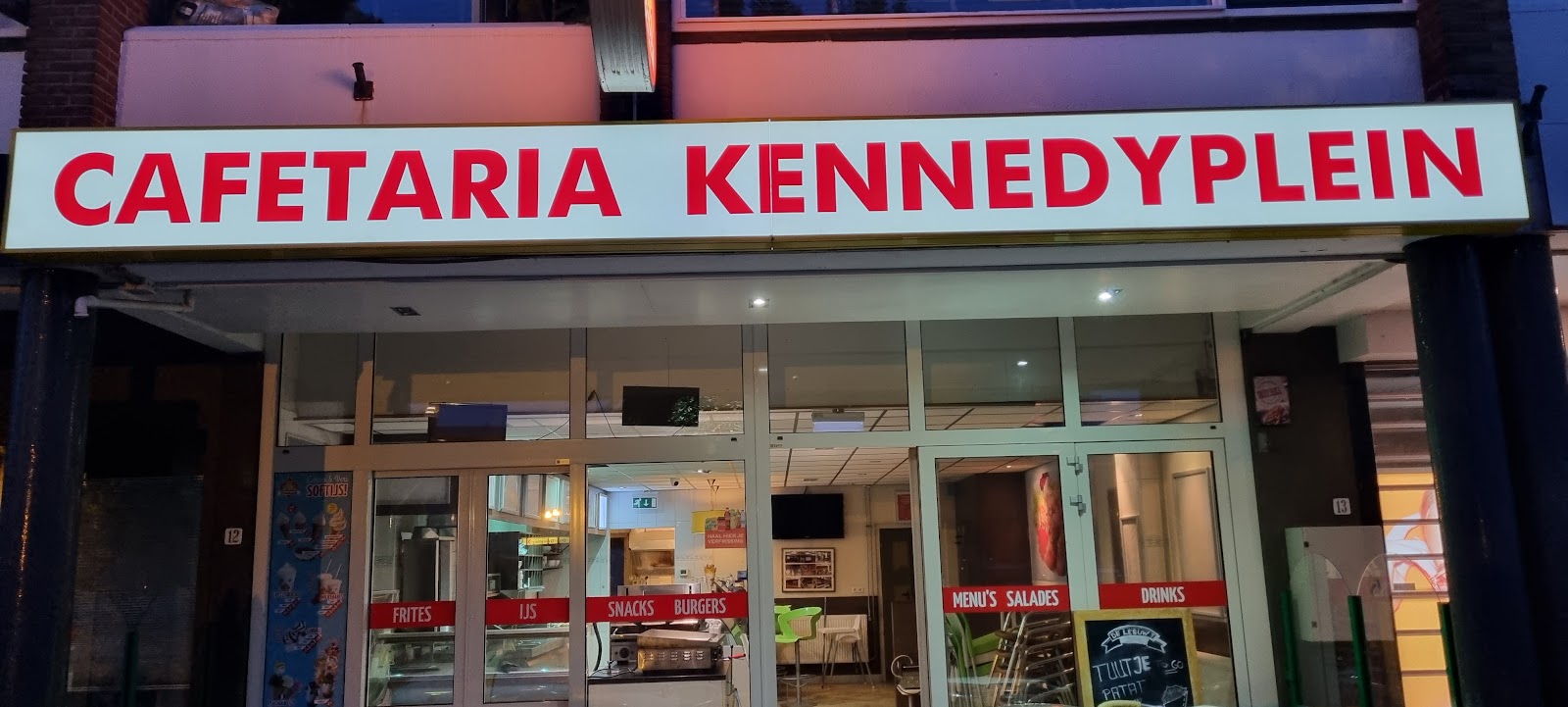 Foto van Cafetaria Kennedyplein