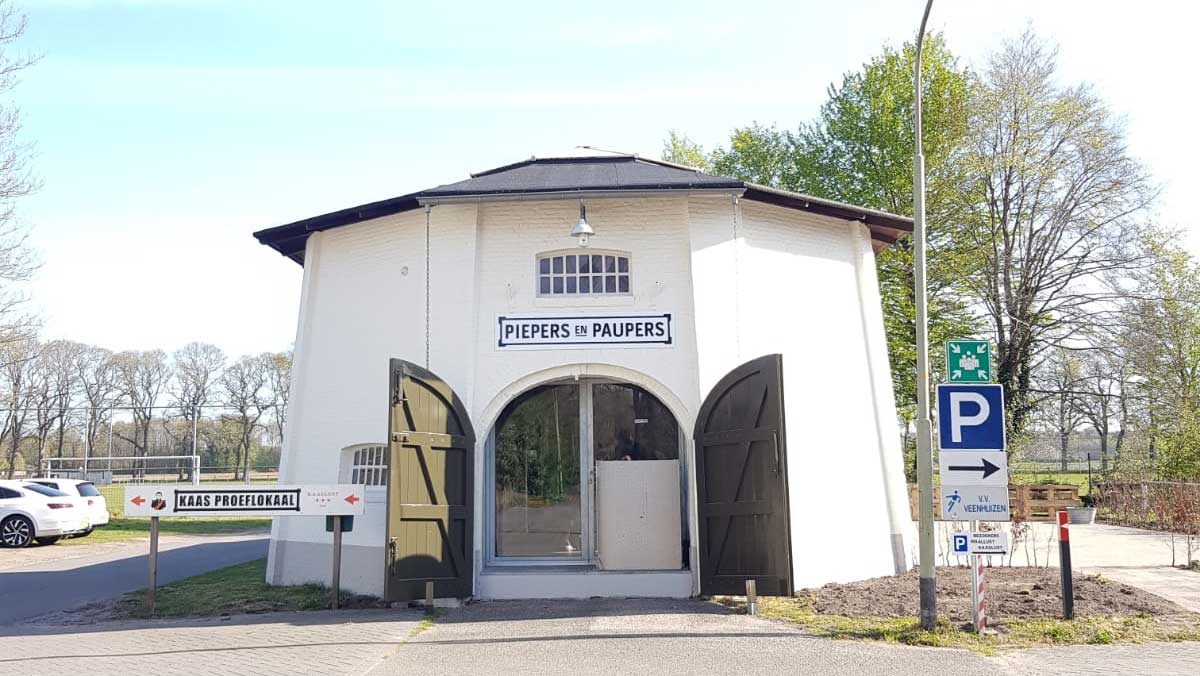 Foto van Piepers en Paupers