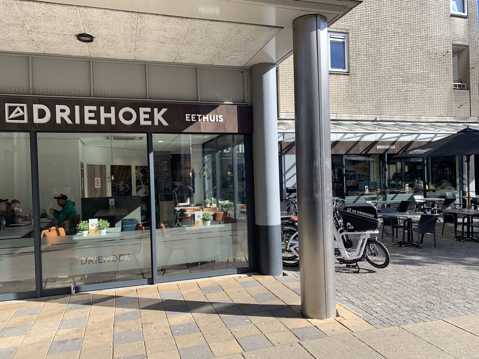 Foto van Snackbar De Driehoek Velserbroek