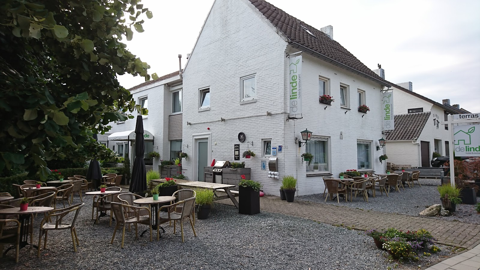 Foto van Hills 33