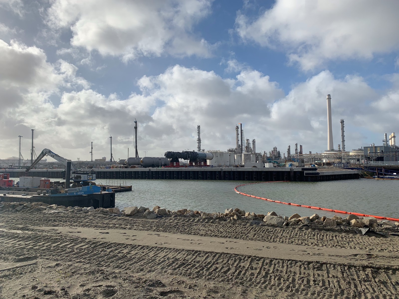 Foto van Shell Pernis poort 14