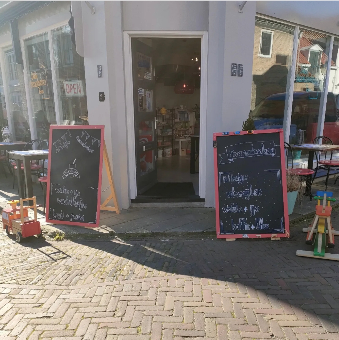 Foto van Dikke Pannenkoeken Toren