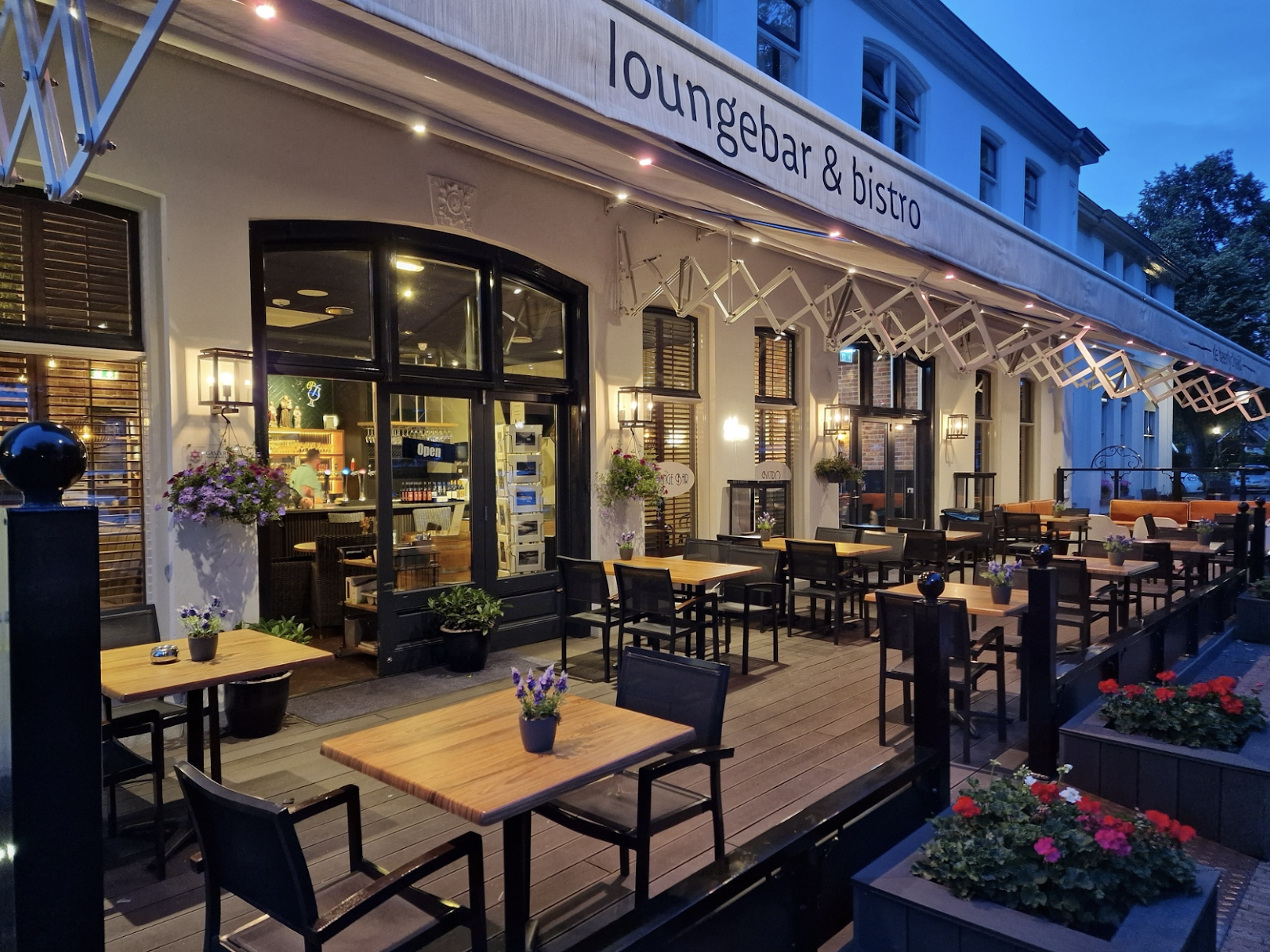 Foto van Loungebar en bistro / ijssalon de Heerlyckheid