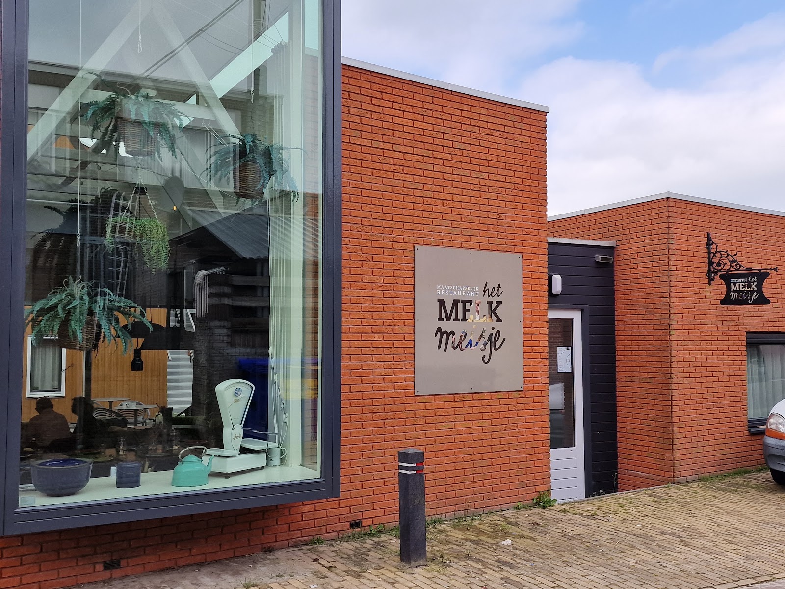 Foto van Maatschappelijk restaurant Het Melkmeisje