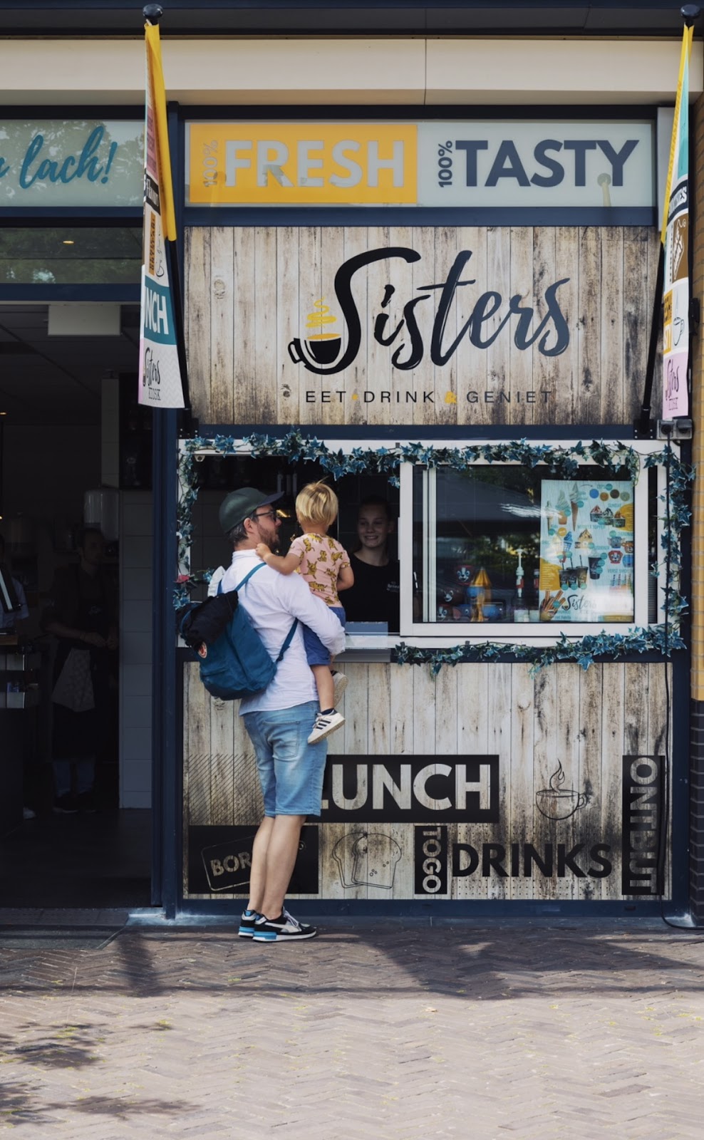 Foto van Sisters Emmen