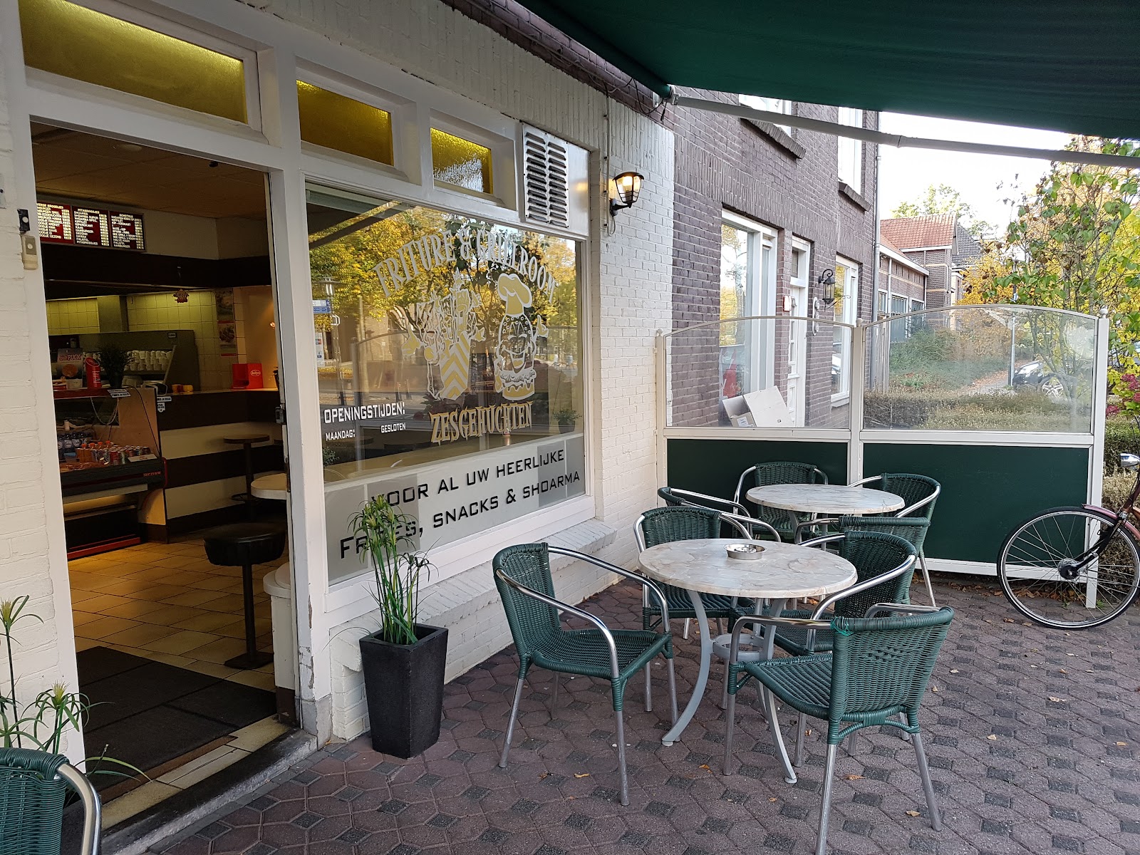 Foto van Zes Gehuchten Friture & Grillroom