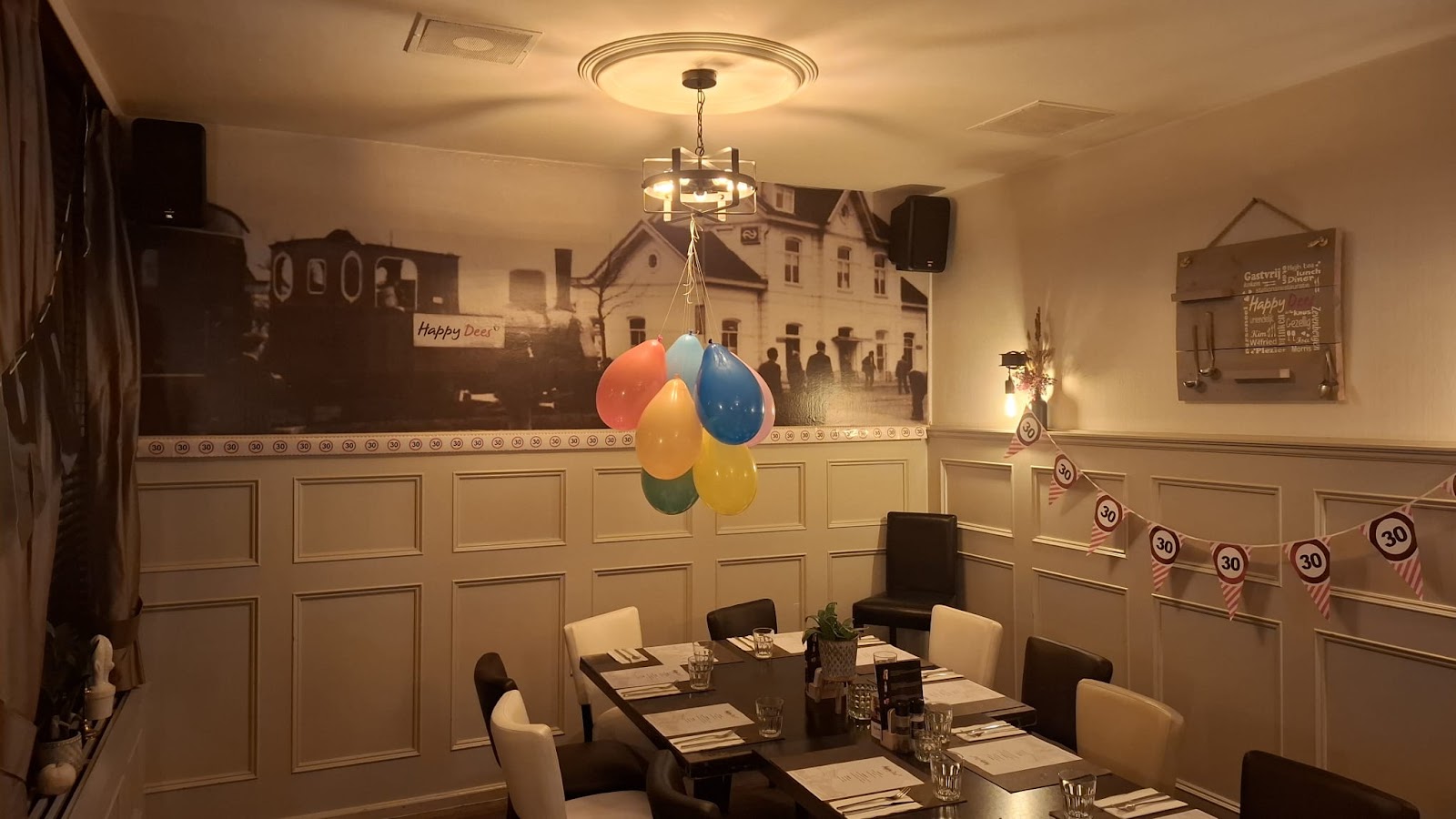 Foto van Stationsrestauratie Happy Dees