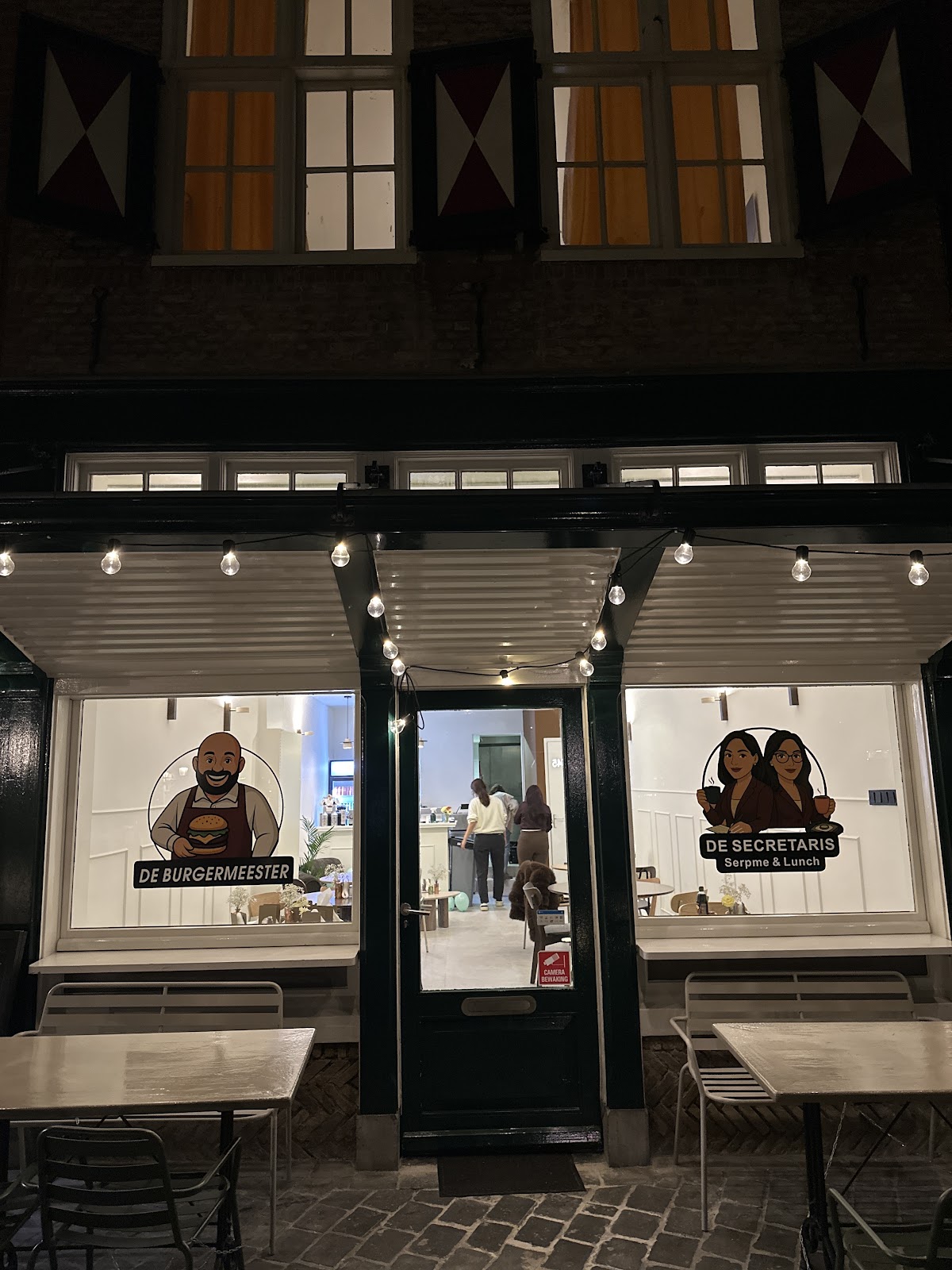 Foto van De Burgermeester & De Secretaris