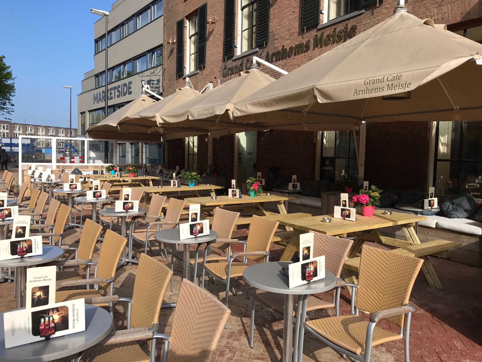 Foto van Grand Café Arnhems Meisje