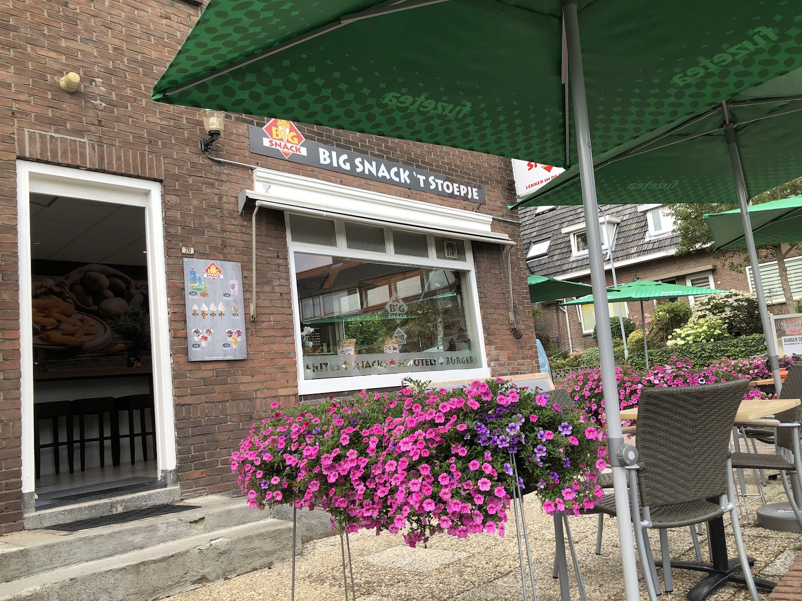 Foto van Cafetaria ‘t Stoepje Oosterbeek