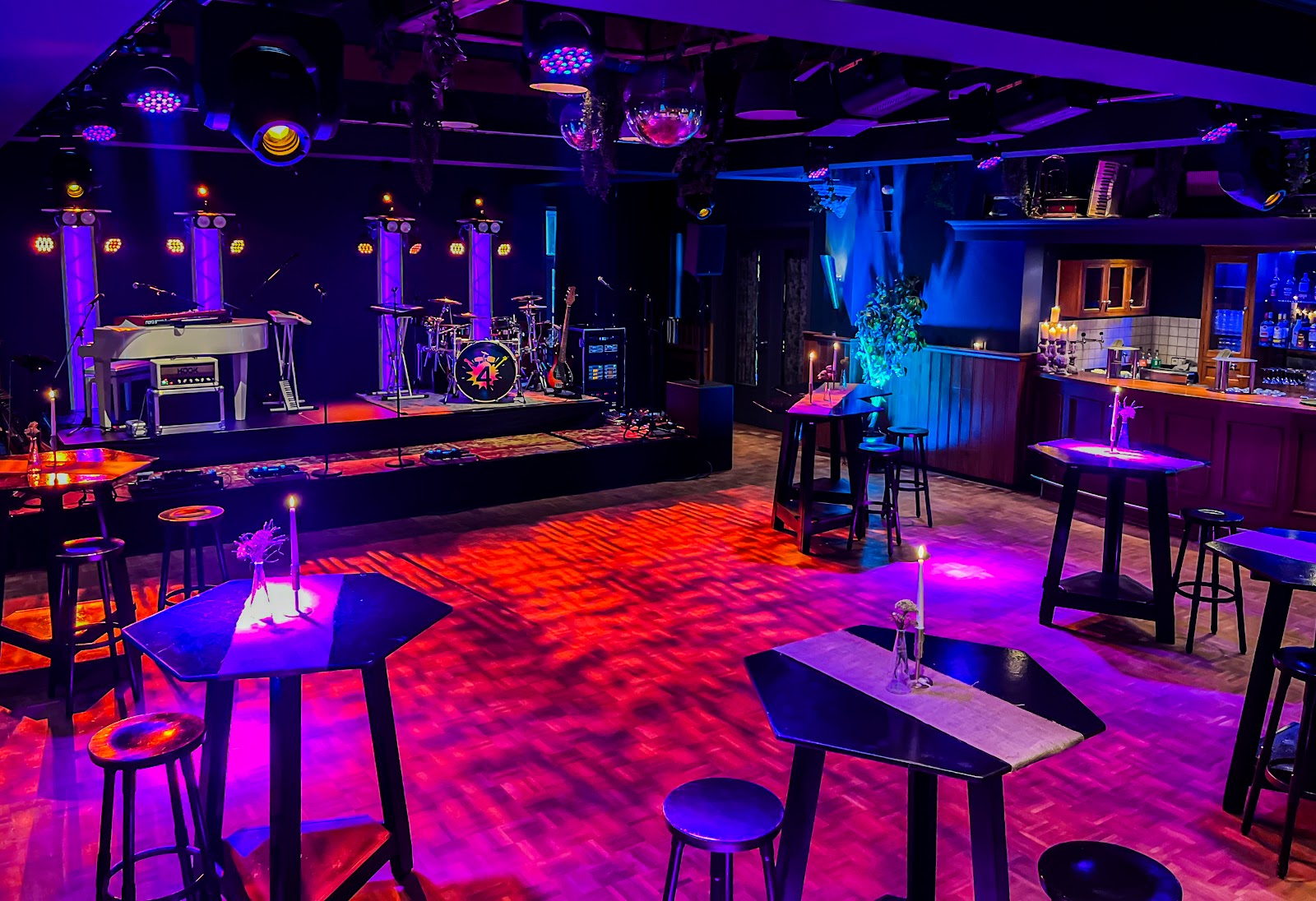 Foto van Eetcafé-Restaurant-Zalen De Witte Leeuw
