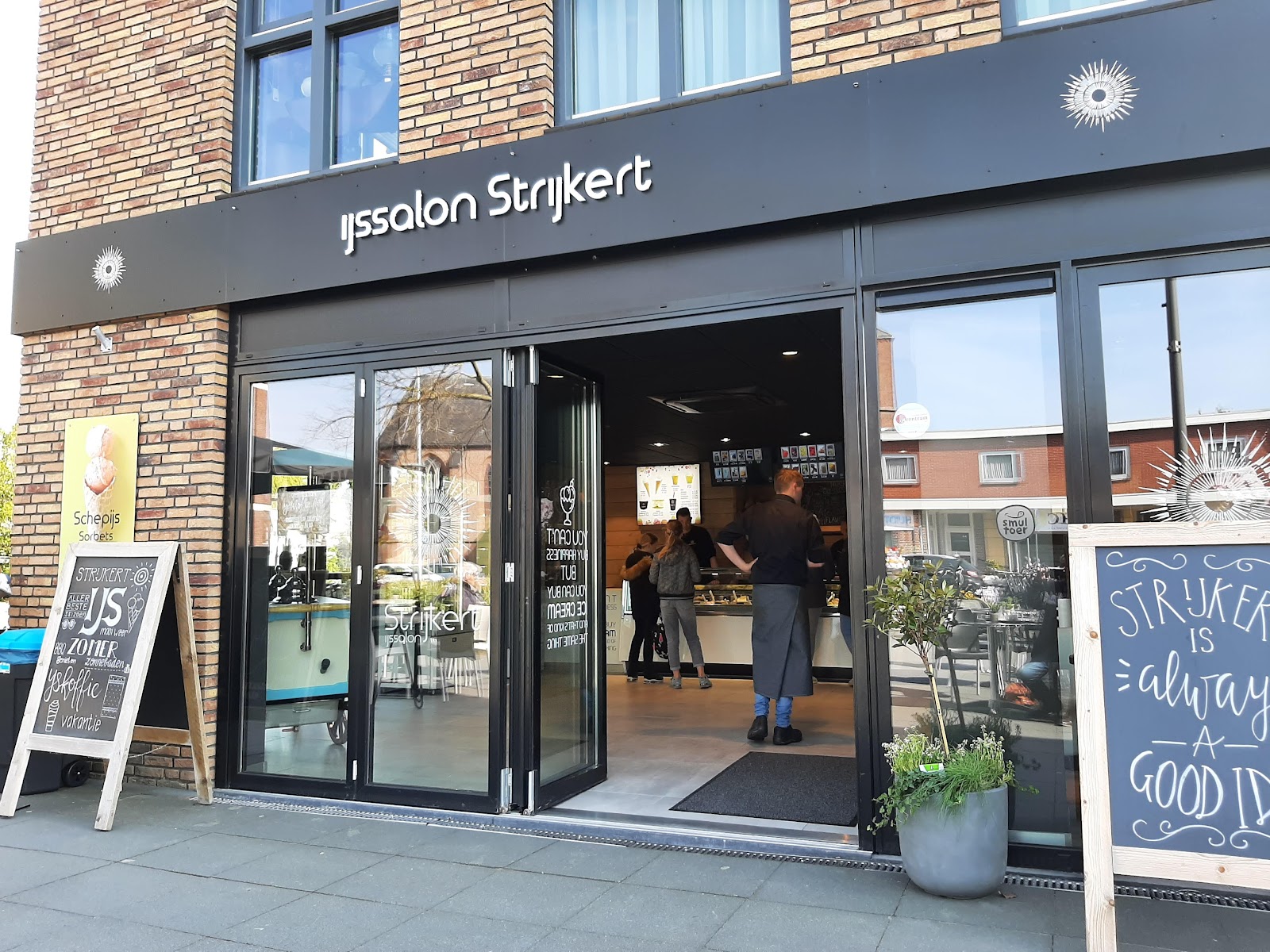 Foto van IJssalon Strijkert