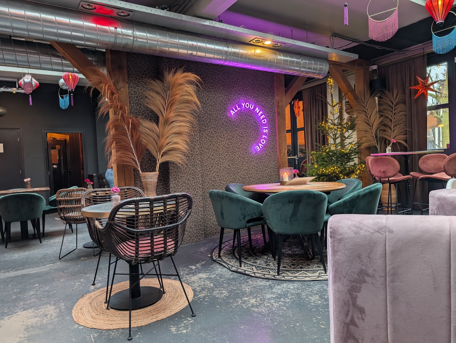 Foto van Luck Café
