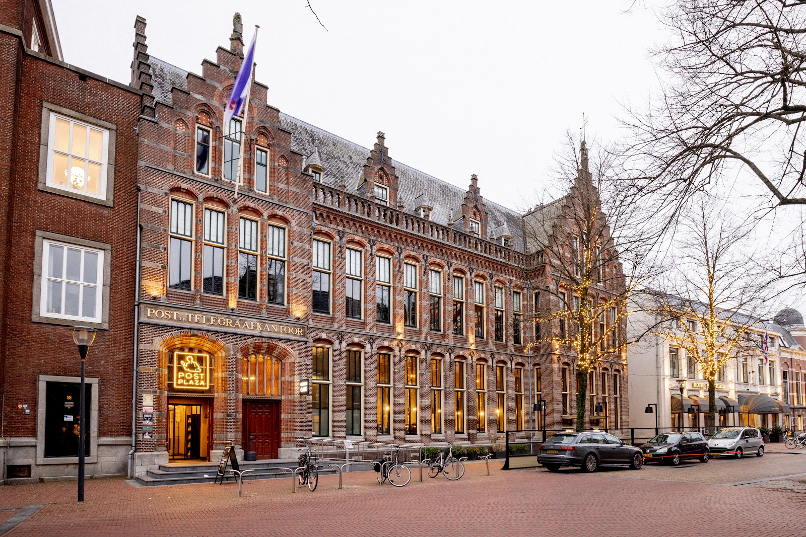Foto van Post-Plaza Hotel & Grand Café