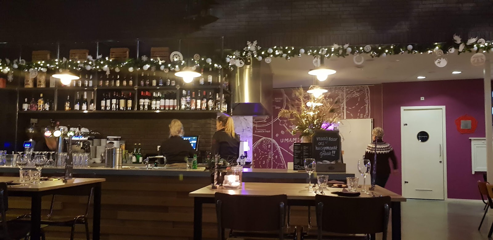 Foto van Over de Tong Roosendaal