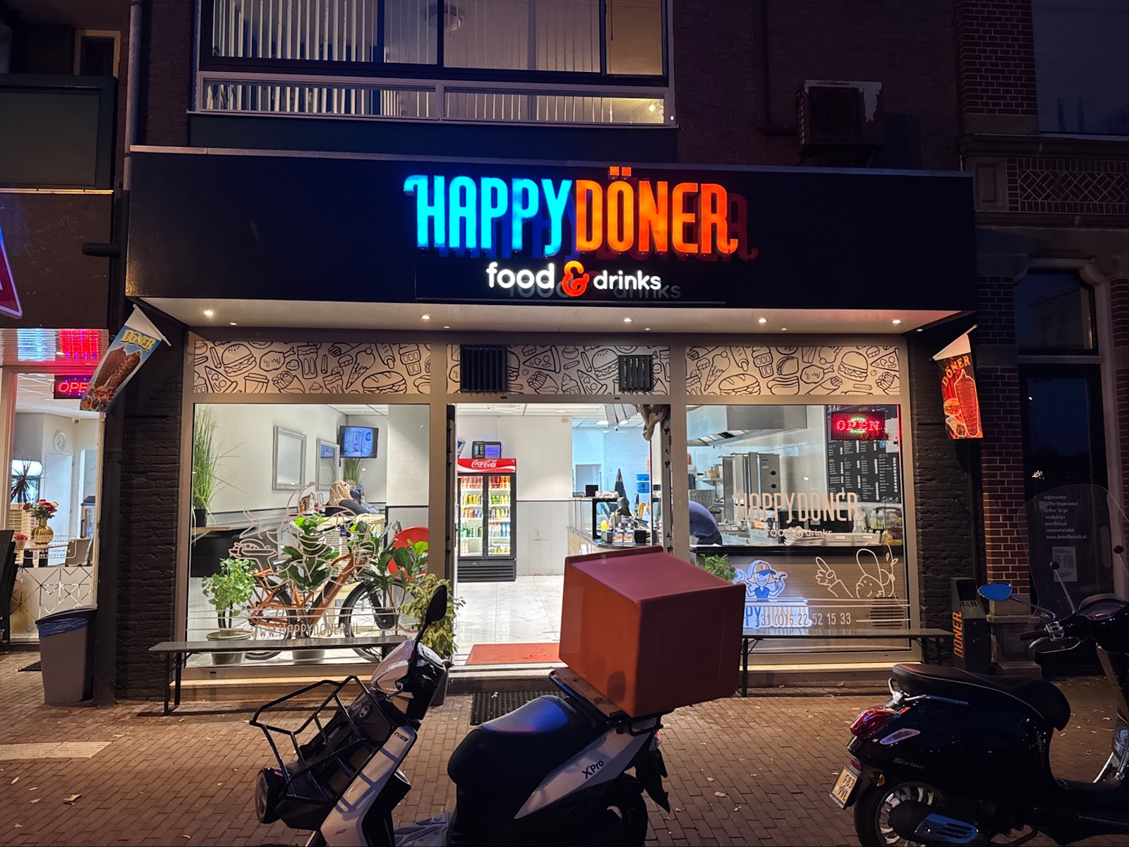 Foto van Happy House