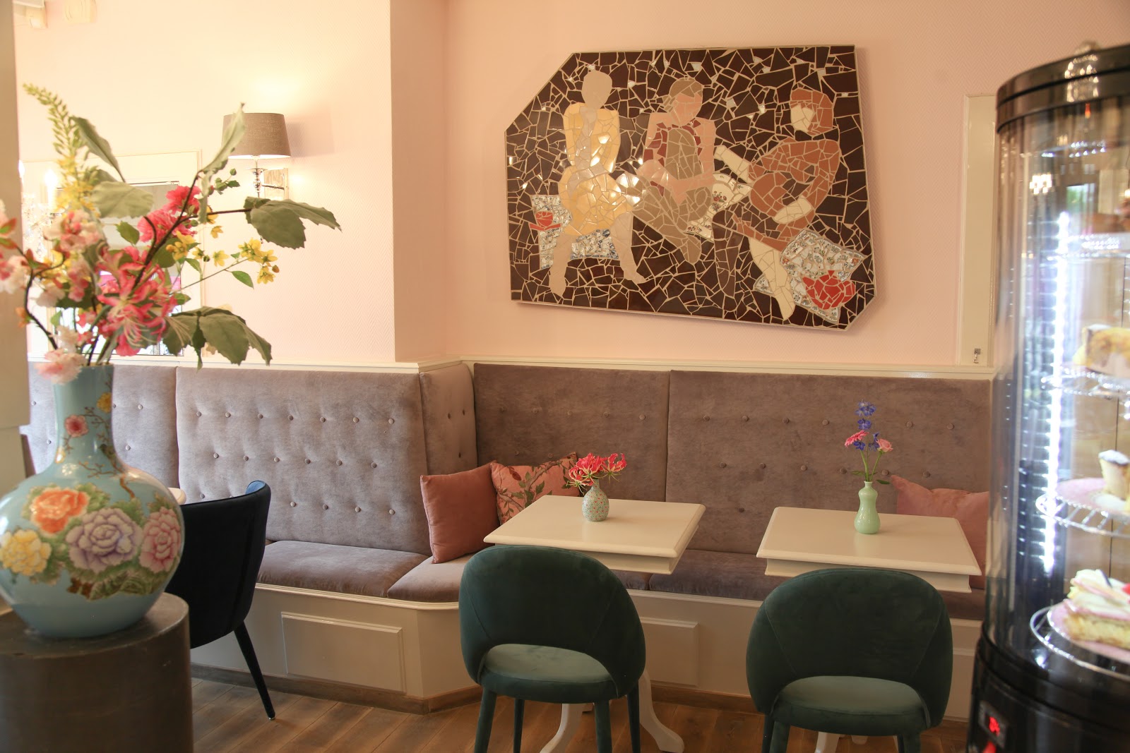 Foto van & Brasserie - voor koffie, ontbijt, brunch, lunch & high tea | (onderdeel van Bubbles & More)