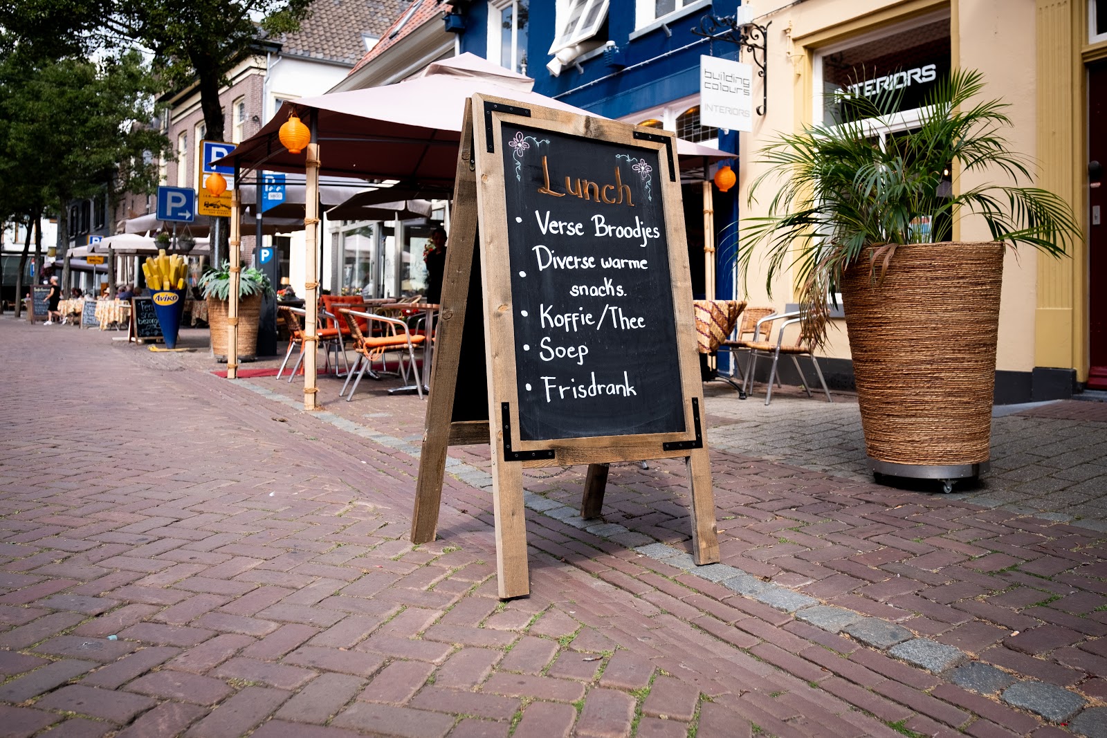 Foto van Rowenas Rijsttafel & Sushi