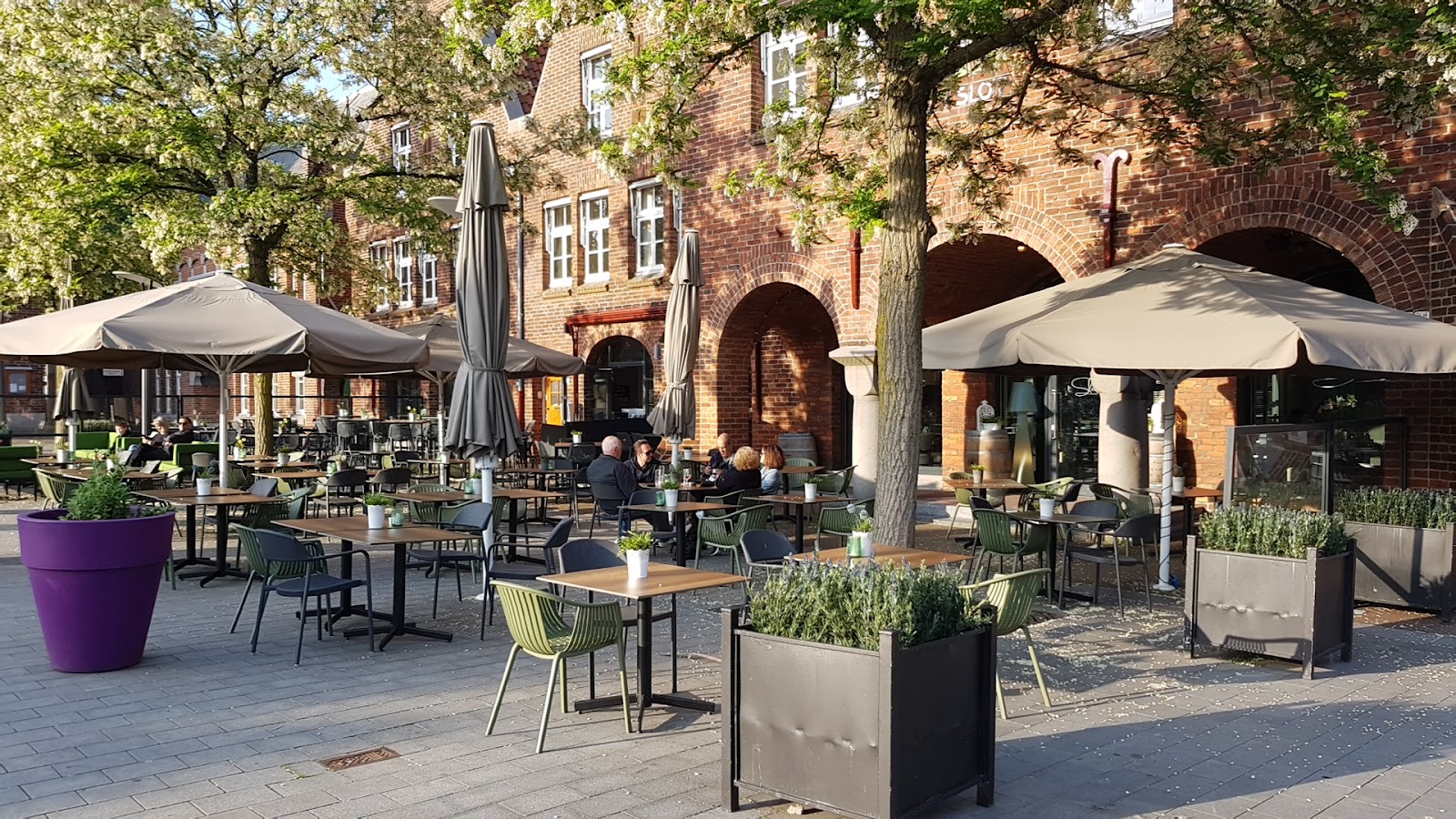 Foto van 't Slot Waalwijk