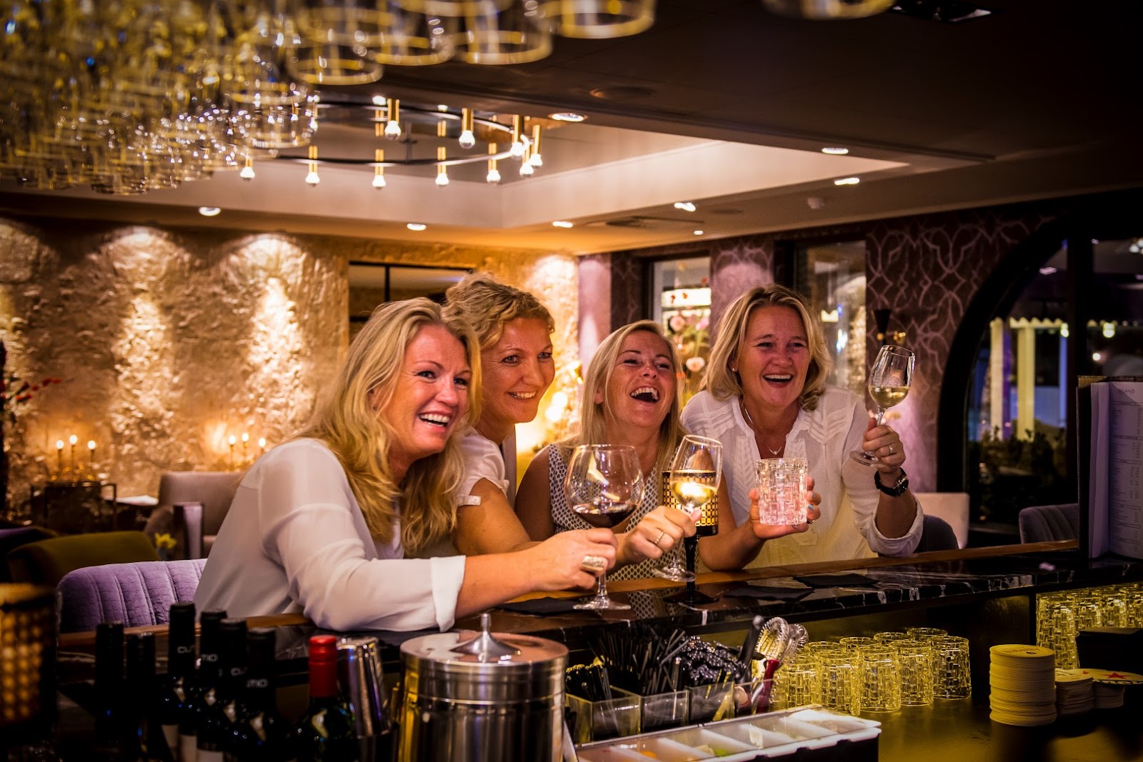 Foto van DYLANS | restaurant • bar • lounge