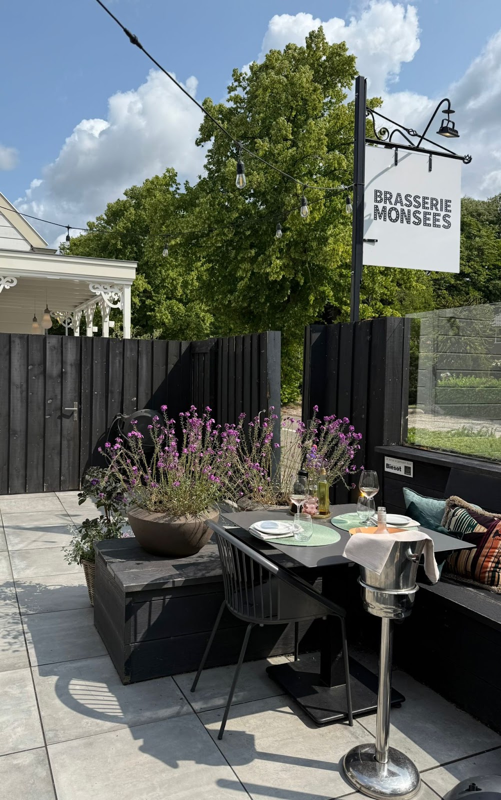 Foto van Brasserie Monsees - Brasserie Monsees | Puur Eten & De Lekkerste Wijnen