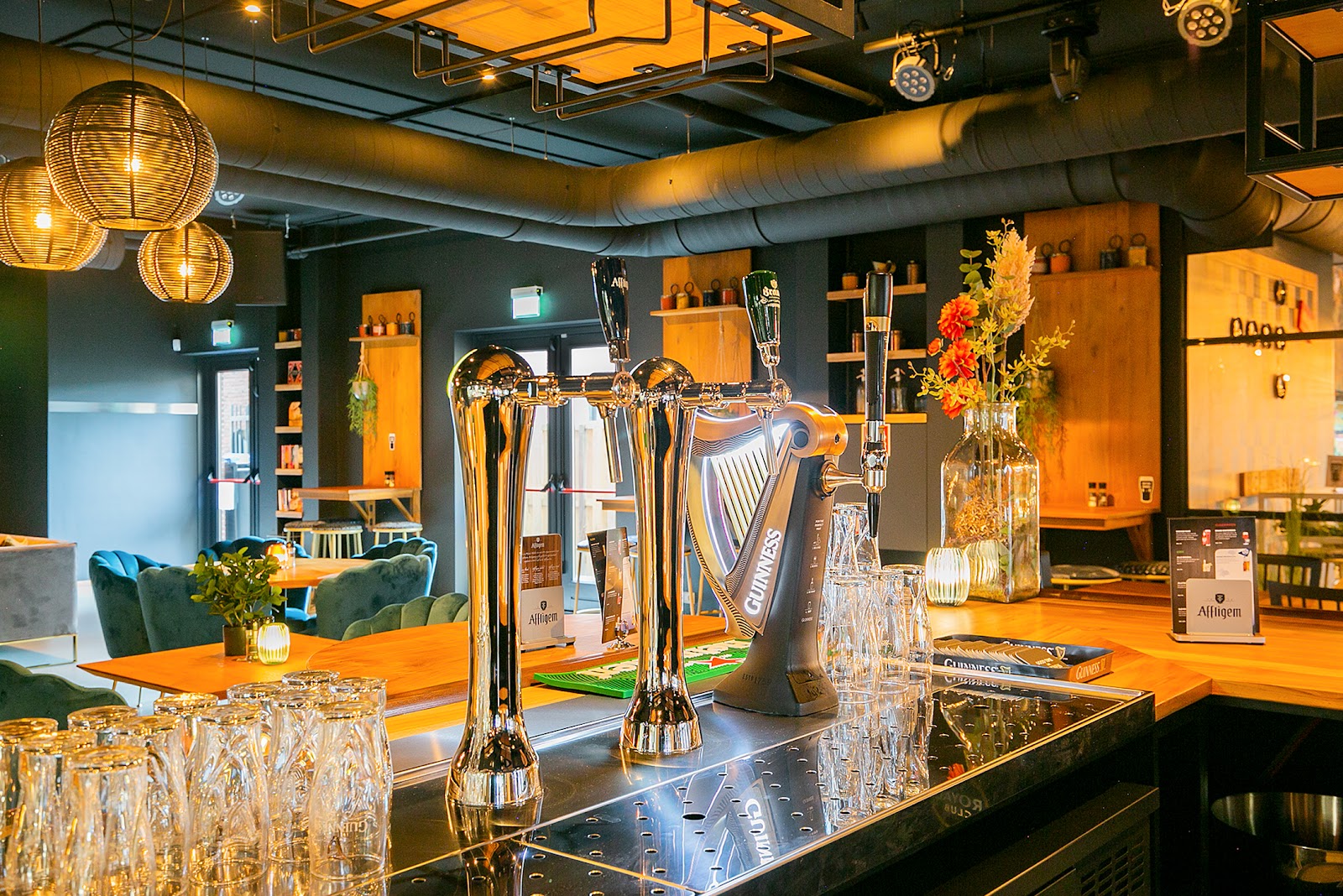 Foto van Grand-Café Restaurant De Ooievaar in Schagen