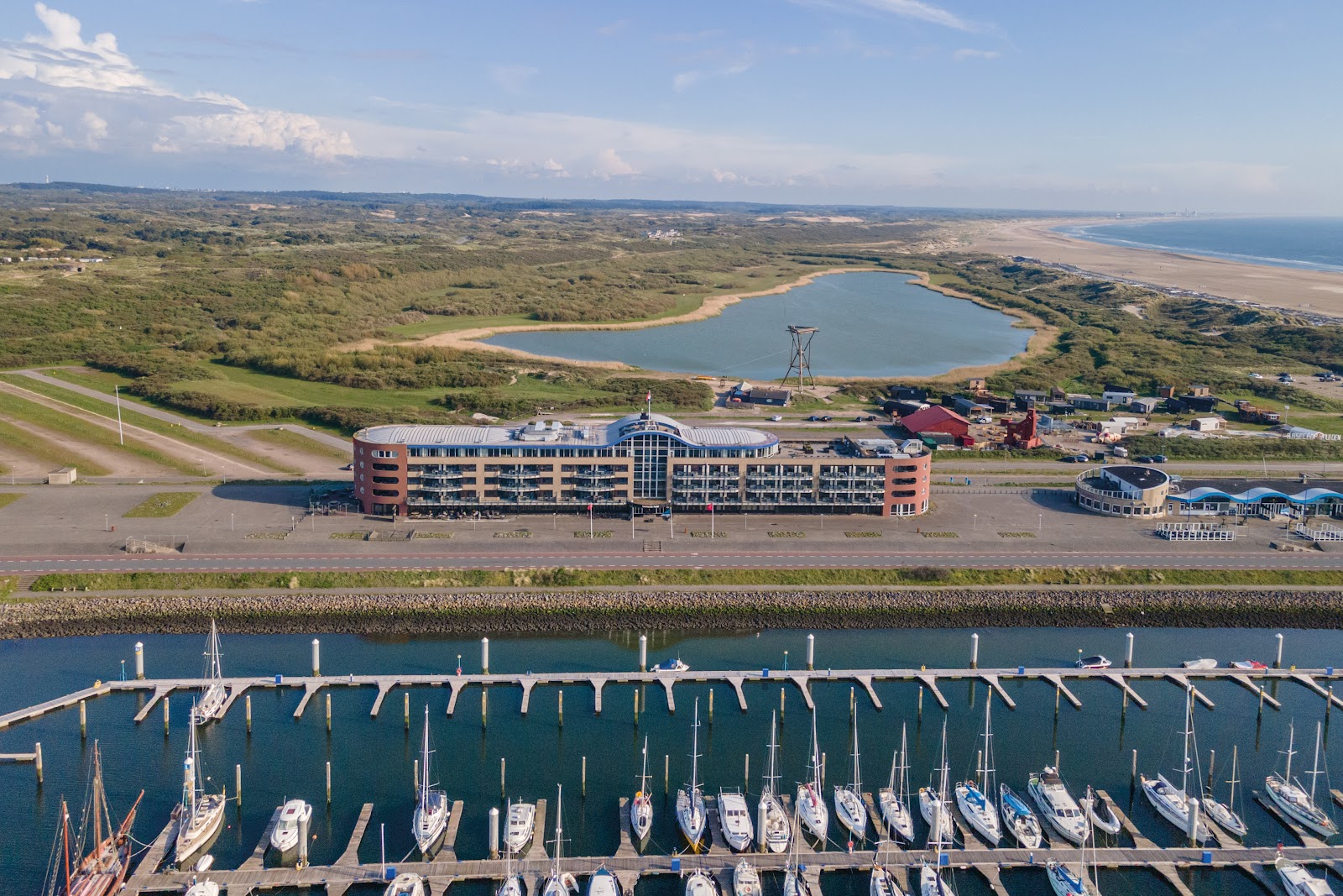 Foto van Leonardo Hotel IJmuiden Seaport Beach