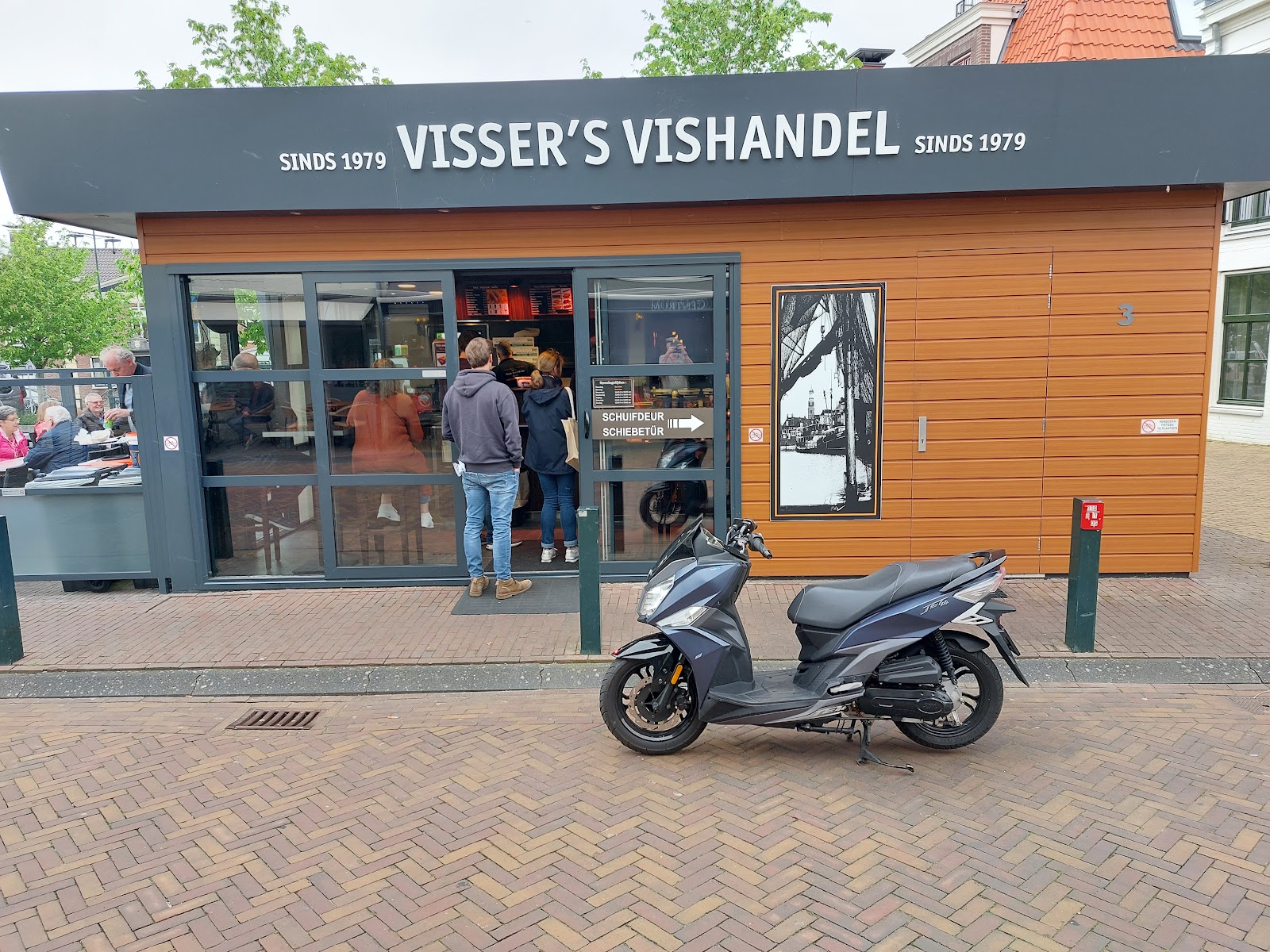 Foto van Fisch- und Pommesbude
