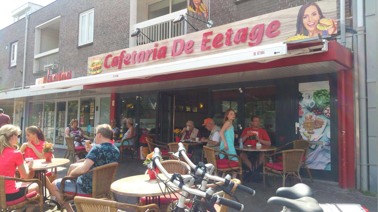 Foto van Cafetaria de Eetage