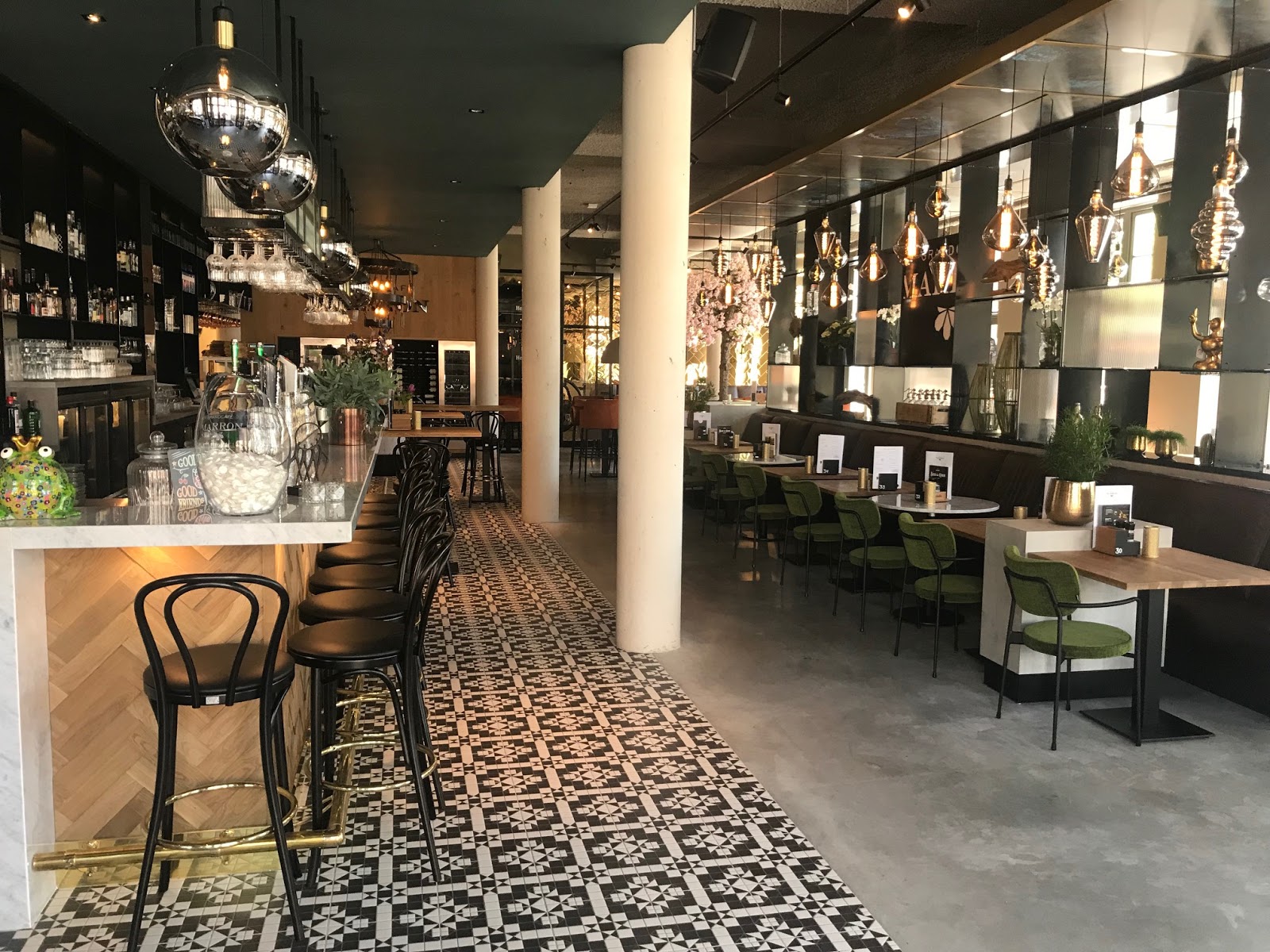 Foto van Grand café Marron