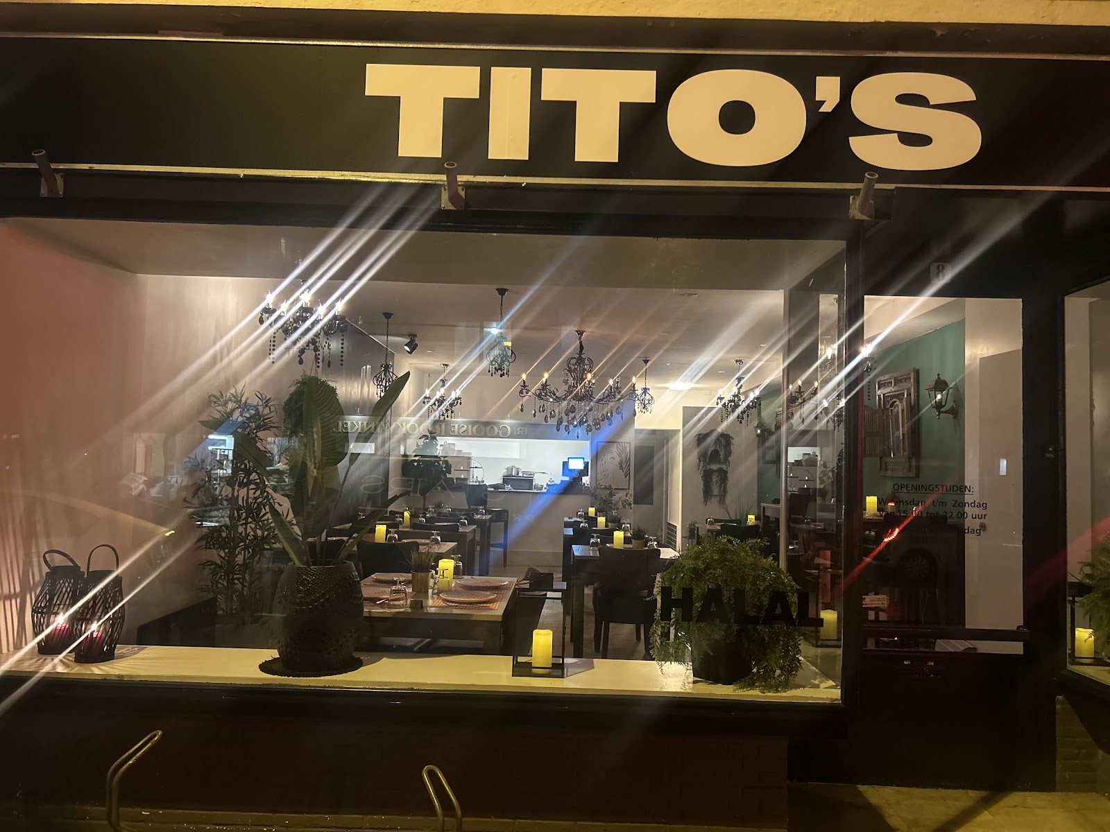 Foto van Titos
