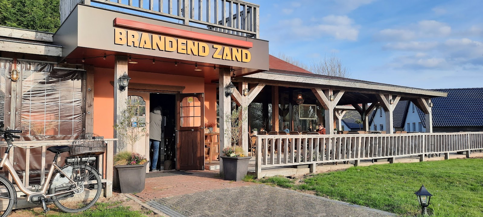 Foto van Brandend Zand, by Tamaar