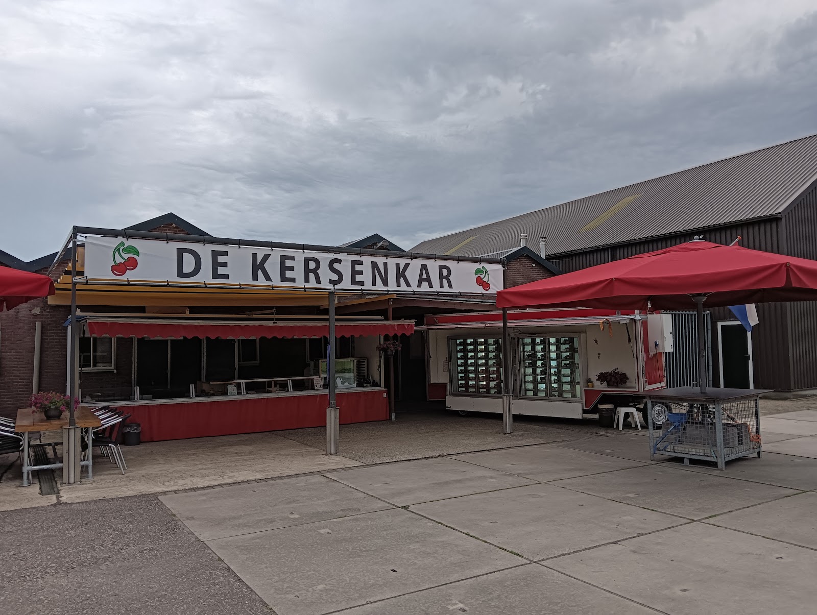 Foto van De Kersenkar