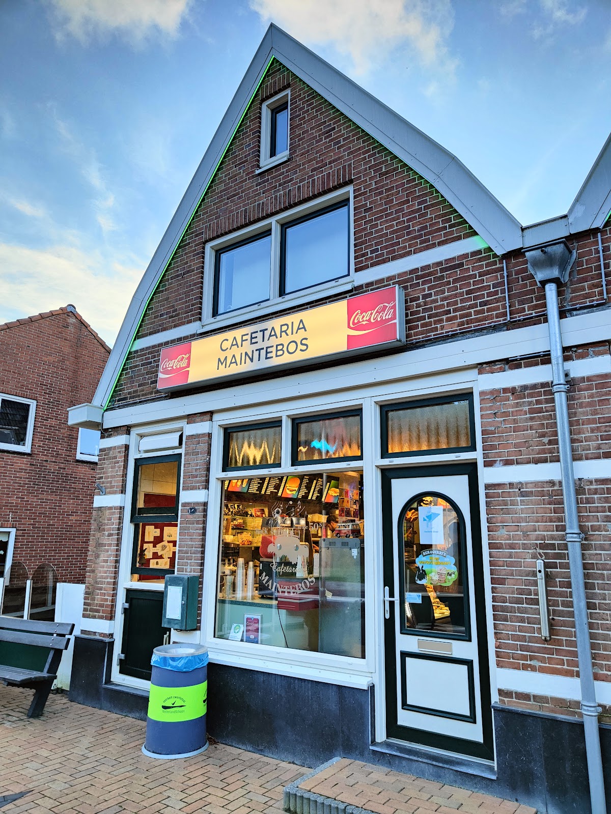 Foto van Cafetaria Maintebos